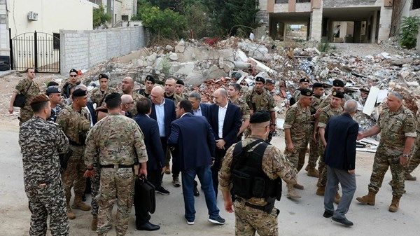 الرئيس اللبناني: ضرورة عودة السكان وإعمار الجنوب