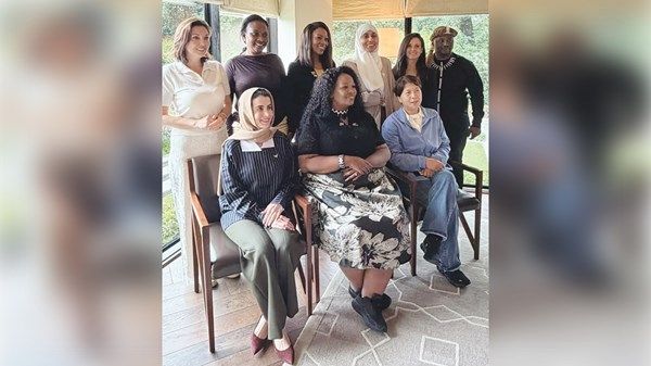 وفد الإمارات في تحالف سيدات أعمال «بريكس» يبحث مسارات الشراكة التجارية والاستثمارية