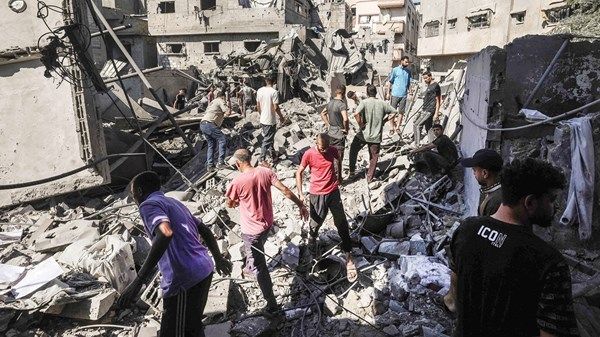 المتحدثة باسم «الصليب الأحمر» لـ«الاتحاد»: أهالي غزة يعانون ظروفاً معيشية بالغة القسوة