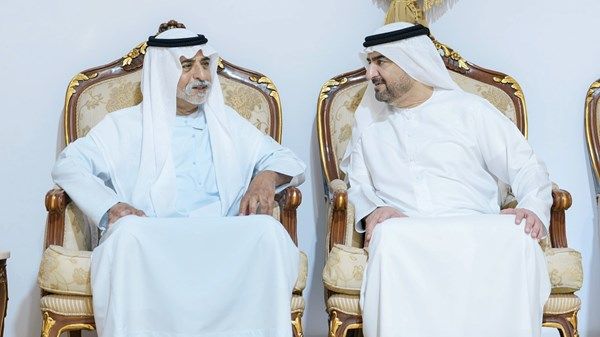 عبدالله بن سالم القاسمي يستقبل المعزّين في وفاة محمد بن سالم القاسمي