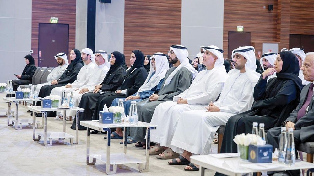 نهيان بن مبارك: هدفنا نظام تعليمي يخدم المجتمع