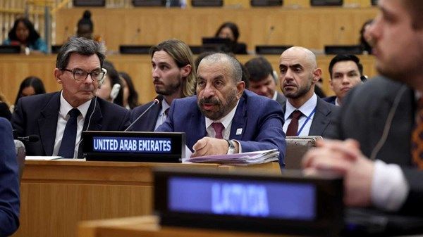 الإمارات تؤكد أهمية سلاسل الإمداد والطاقة في تعزيز السلام والأمن