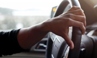 اختيار التأمين وتغطية للأقارب.. تعديل ضوابط التأجير التمويلي للمركبات