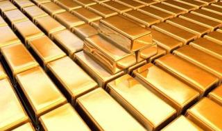 الذهب يتراجع إلى أدنى مستوى في شهر وسط تزايد رهانات رفع الفائدة