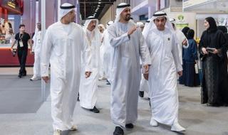ذياب بن محمد بن زايد يزور معرض أبوظبي الدولي للكتاب