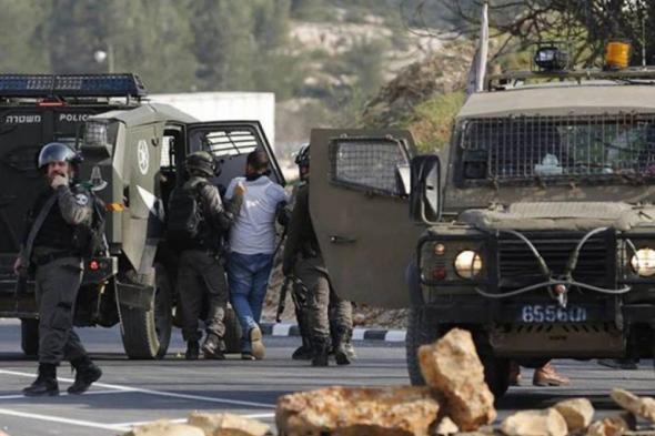 الضفة الغربية.. إصابة عدد من الفلسطينيين في اعتداءات الاحتلال والمستعمرين
